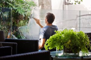 Solliciteer voor de vacature glazenwasser Nijmegen
